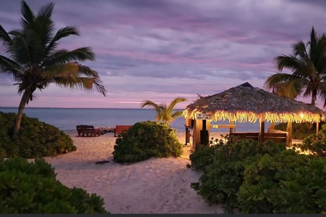 The "Slack Tide Bar" a favorite beachside hangout of anglers visiting the Andros South Lodge