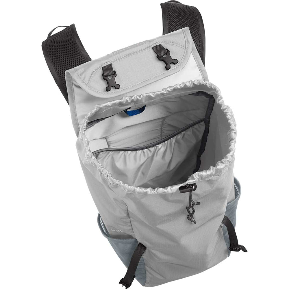 CamelBak Arete 18 Pack in Drizzle and Monument