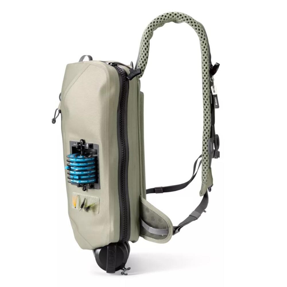 Orvis PRO Waterproof Sling 14L in Cloudburst