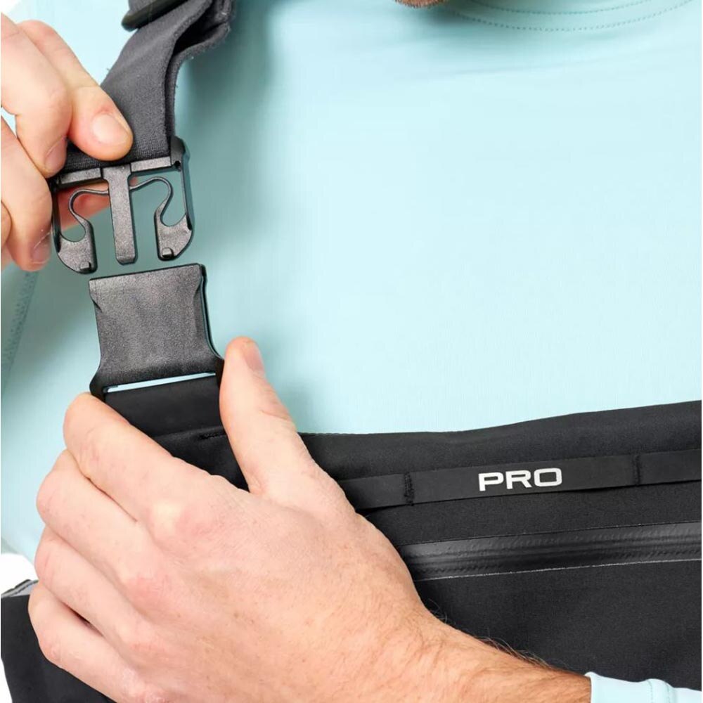 Orvis PRO Fishing Bib Men's in Blackout