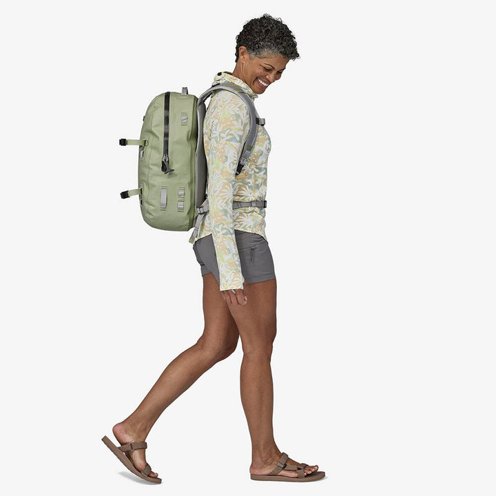 Patagonia Guidewater Backpack 29L in Salvia Green