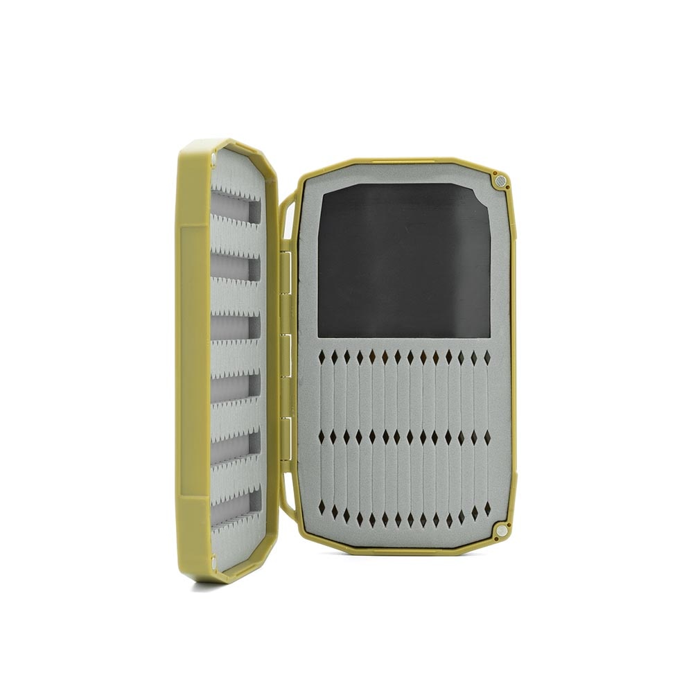 Umpqua UPG Foam Weekender Mini Fly Box in Olive