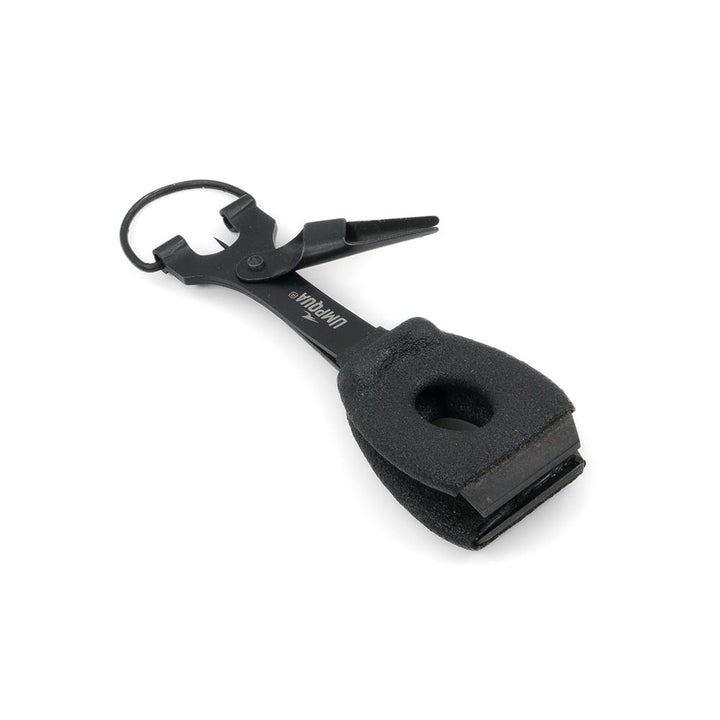 Umpqua River Grip Nipper/Knot Tool in Black